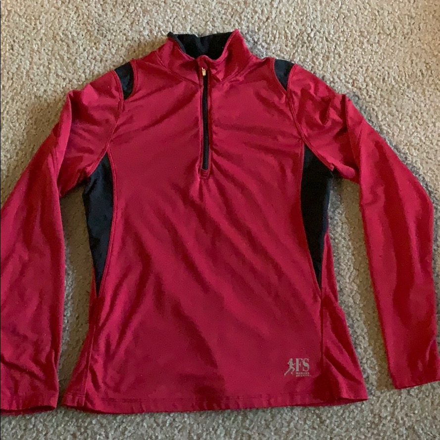 Woman’s Athletic Pullover